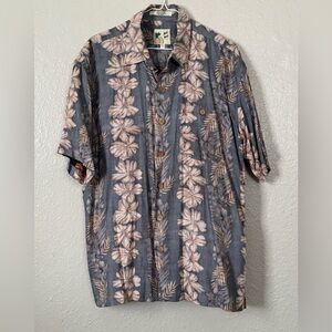 Vtg. M Sz. L Hawaiian Button Up  Reverse Print SS Shirt Vacation Resort Beachy